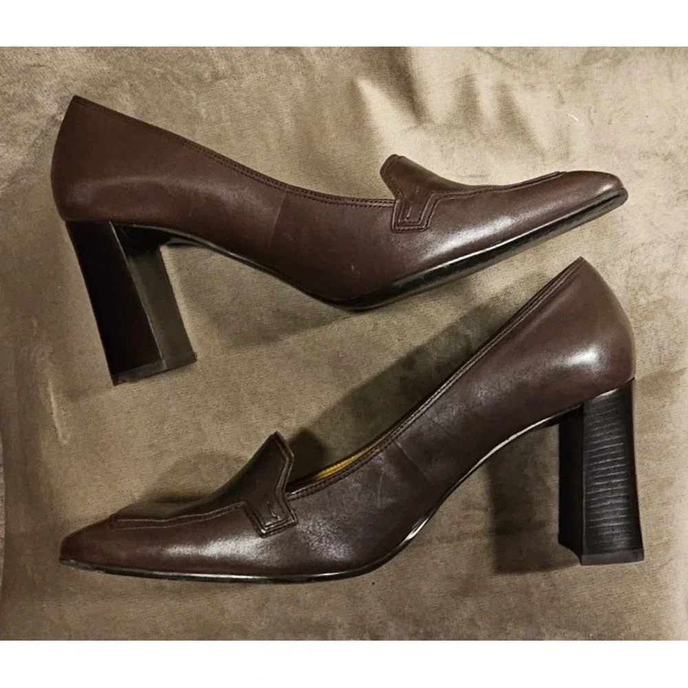Vintage 90s 11 Nine West Nehemyar Roasted Chestnut Leather Square Toe Loafer